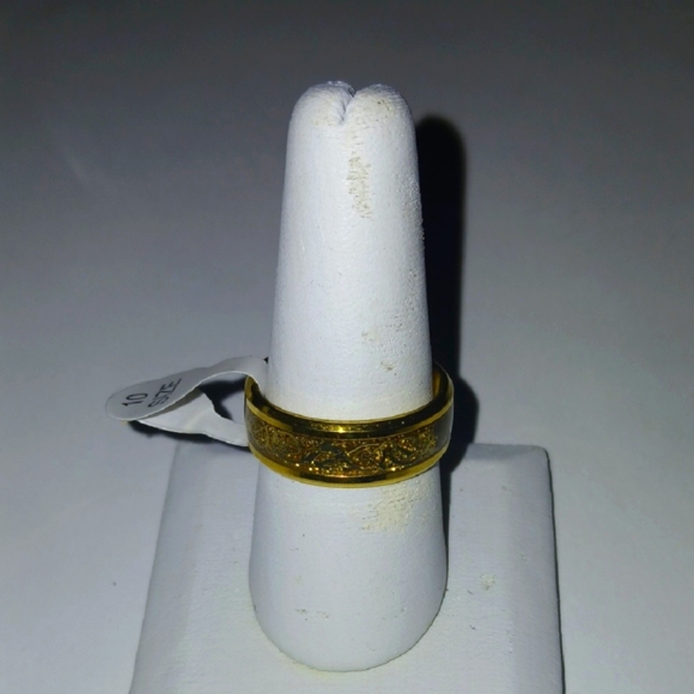 Men's Gold Band Ring